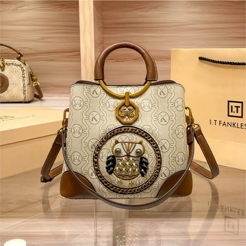 Women's handbag, genuine leather carrying bucket bag, new 2025 high-end design, fashionable single shoulder crossbody bag