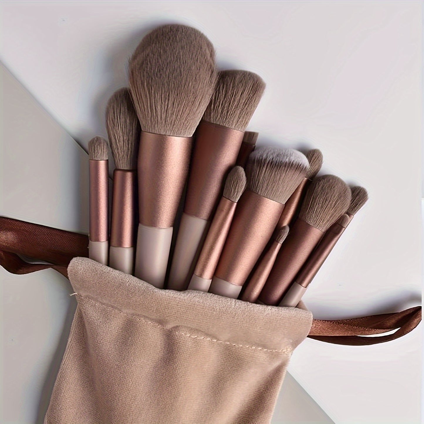 13 PCS Pro Makeup Brush Set - Soft, Comprehensive, Cruelty-Free Brushes for Eye Shadow, Foundation, BB Cream, Concealer, Blush, Powder, and Blending - Perfect for Women's Daily Beauty Routine