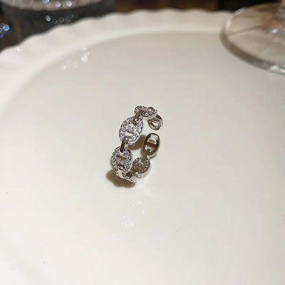 Light Luxury Zircon Retro Intersection Jewelry