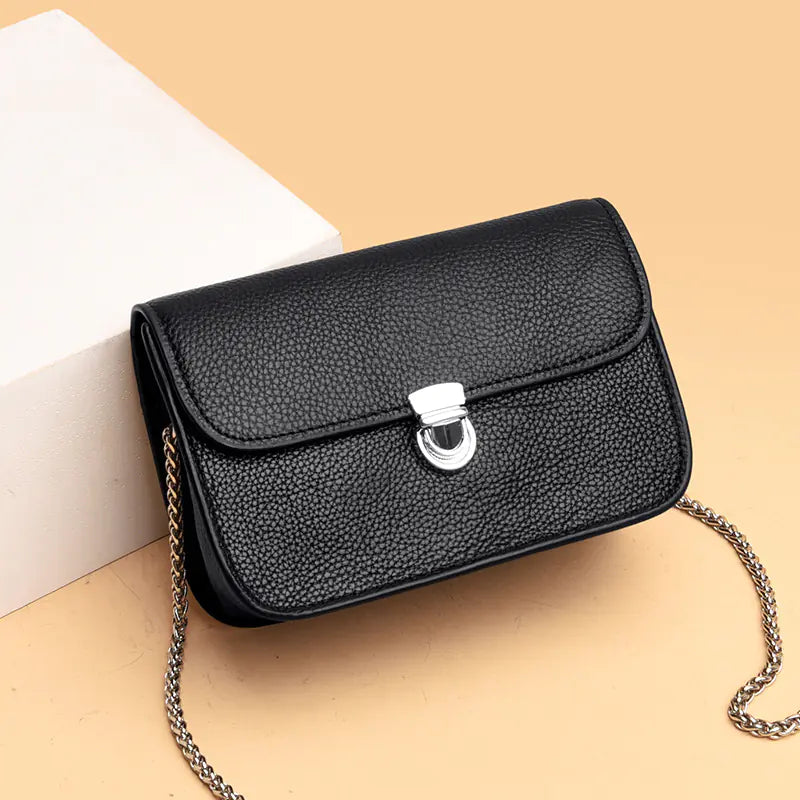 Fashionable Small Square Bag in Genuine Leather