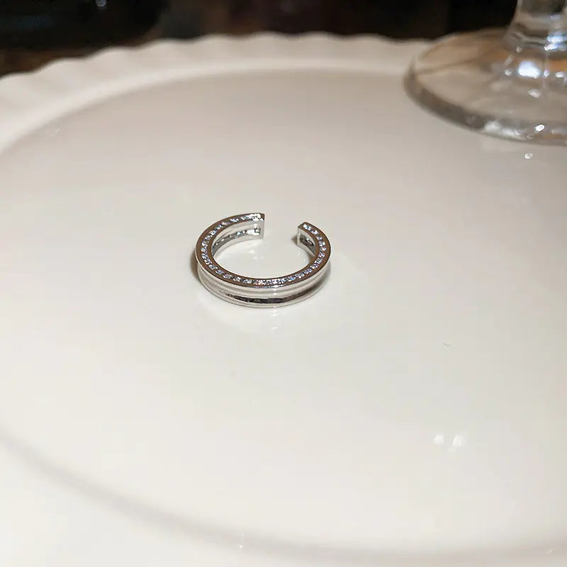Light Luxury Zircon Retro Intersection Jewelry