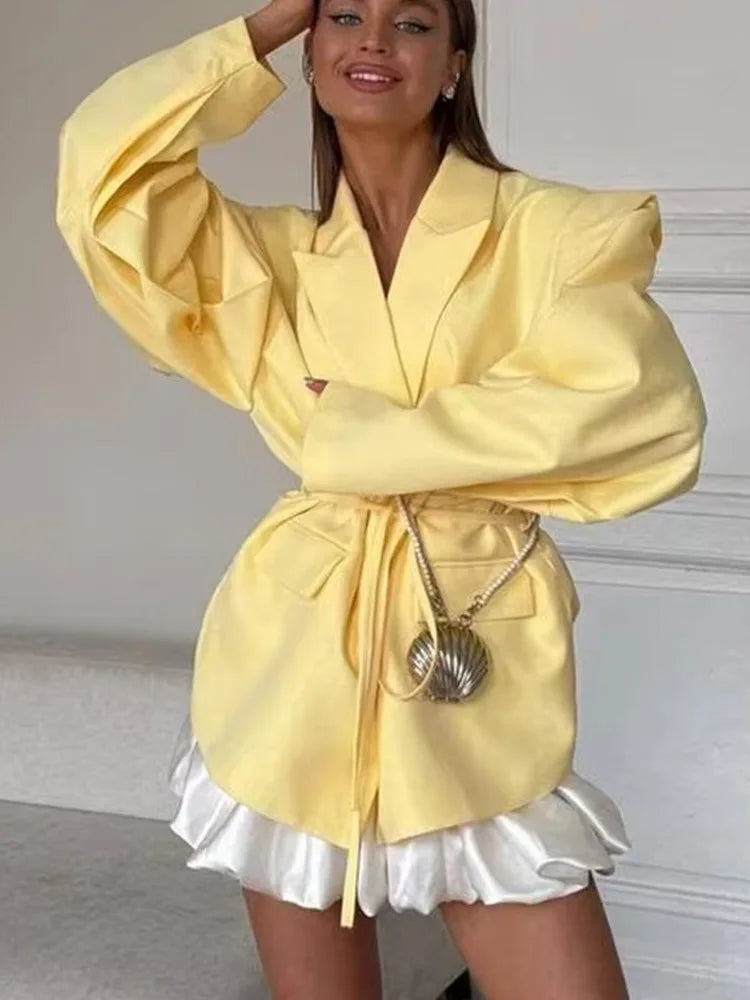 HH Woman's 2025 Autumn Fashion Long Sleeve Lapel Wide Shoulder Blazer Jacket Female Lace-up Single Buckle Exaggerated Coat