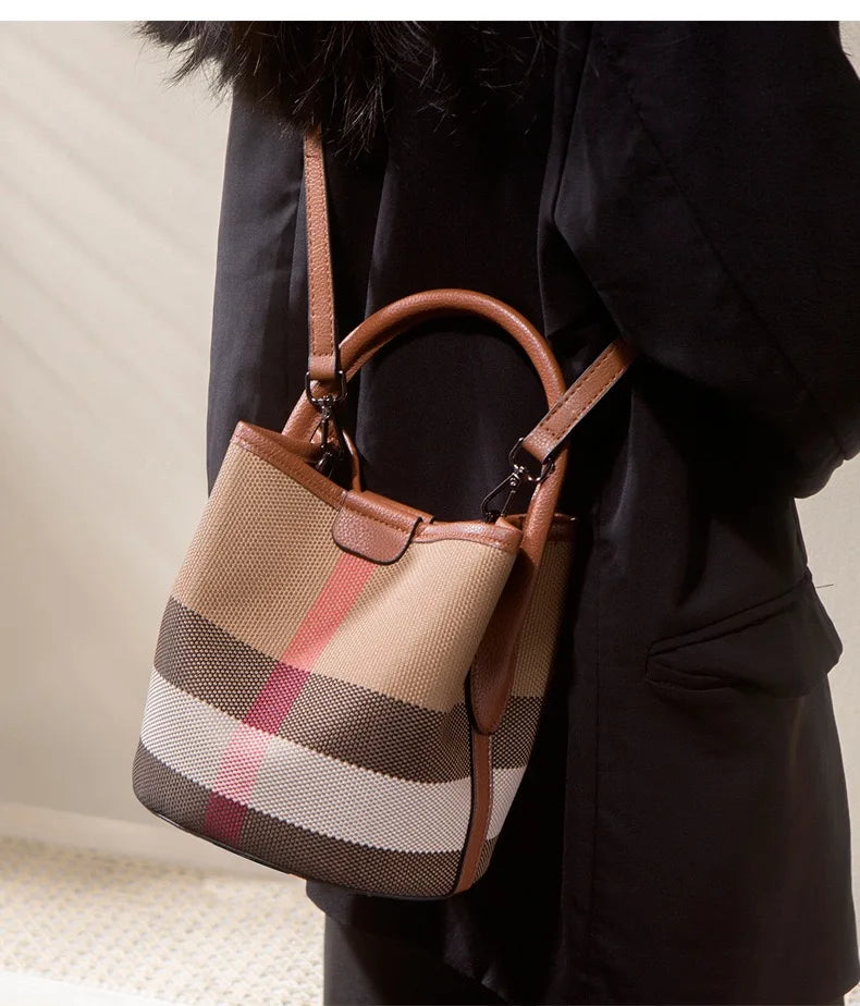 Plaid Pattern Handbag Bucket Tote for Women, Fashionable and Versatile for Commuting, Can Be Worn as a Shoulder or Crossbody Bag
