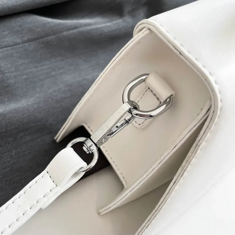 Vintage Women Black Chic Crossbody Bag Luxury Designer Small Shoulder Bags Fashion Red Purse Cute Pu Leather Handbag Sac A Main