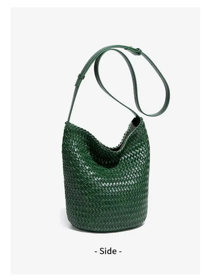 2025 new women's handbag high-end hand-woven large-capacity shoulder tote bag underarm bag crossbody versatile bucket bag