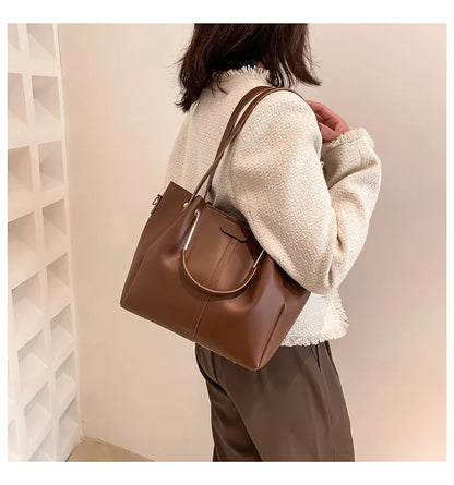 Portable Commuter Women Shoulder Bags Large Capacity Handbag Ladies Fashion Tote Vintage Soft Pu Leather Underarm Bag for Female