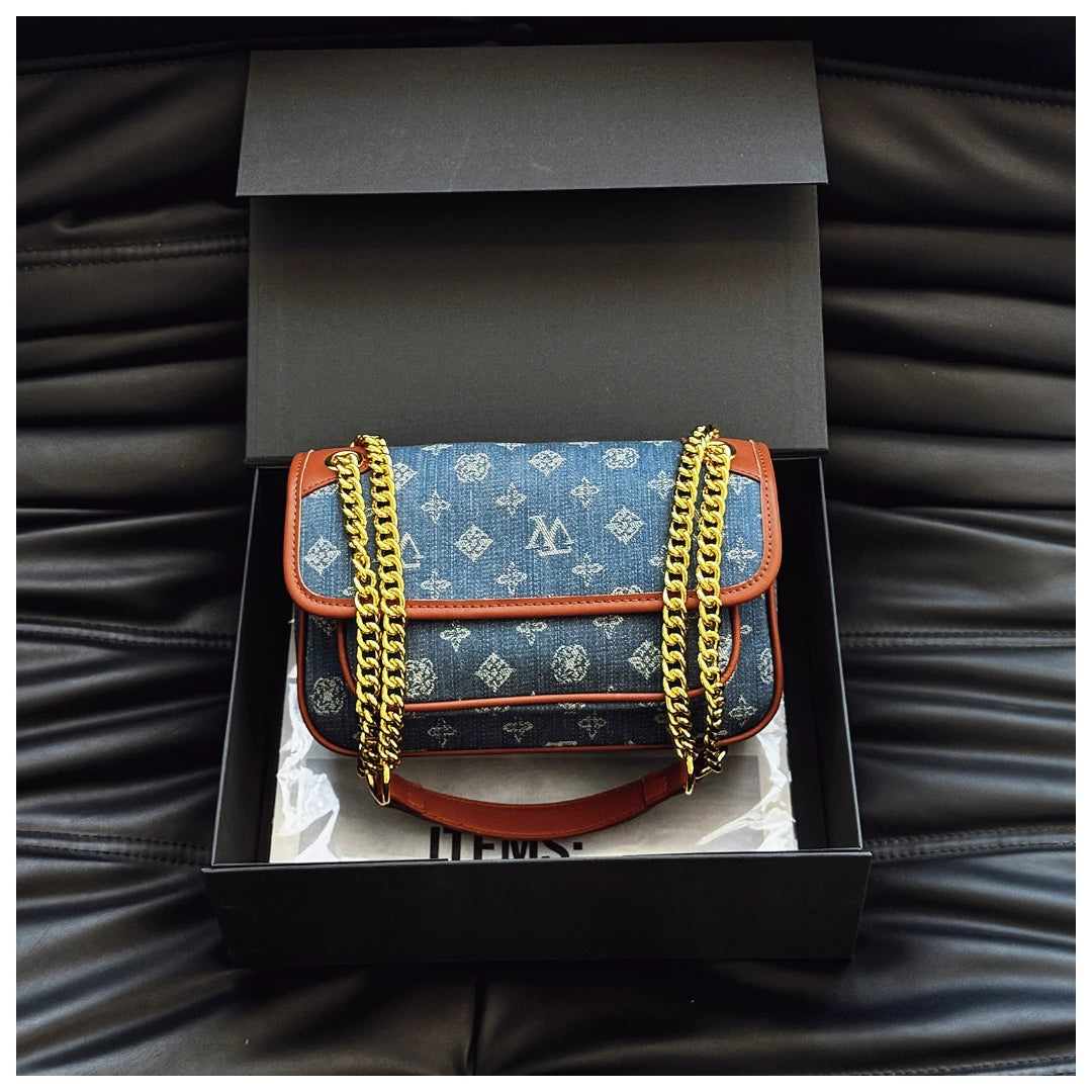 Classic Tote Bag Handbag For Ladies High-Quality Leather Popular Style Featuring Sturdy Handles And Capacity