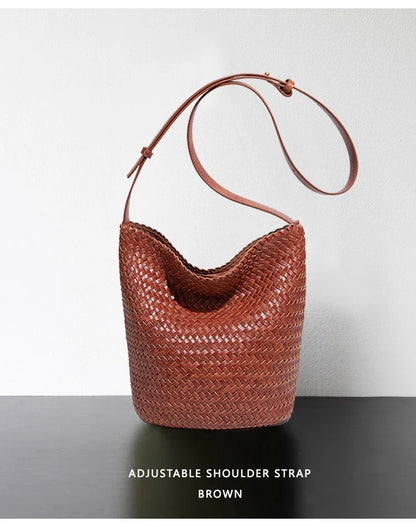 2025 new women's handbag high-end hand-woven large-capacity shoulder tote bag underarm bag crossbody versatile bucket bag