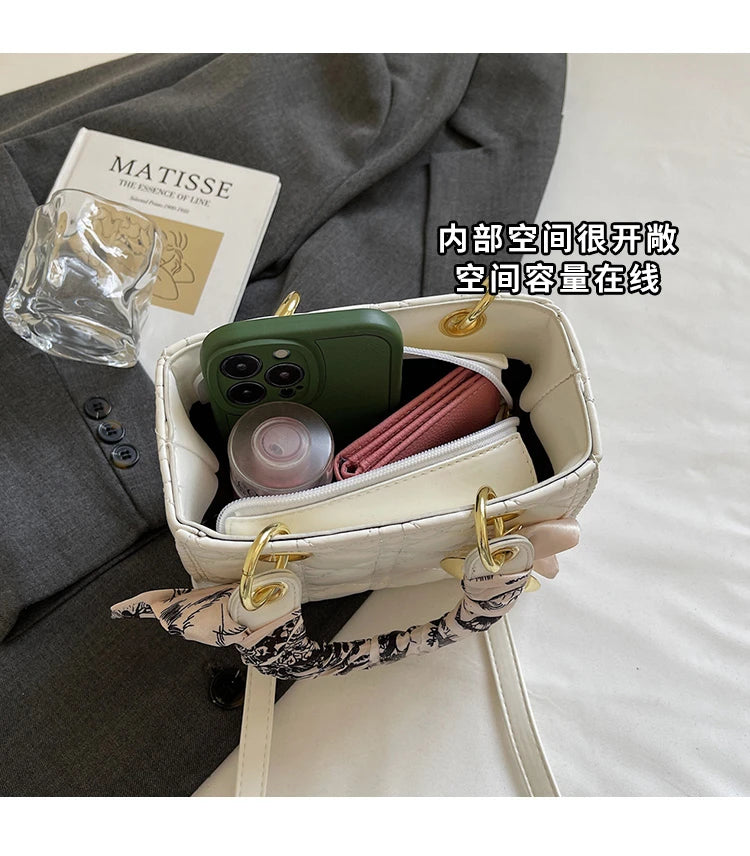 Gorgeous One Shoulder Handbag Luxurious Design Casual Travel Popular Underarm Adjustable Stylish Daily Use