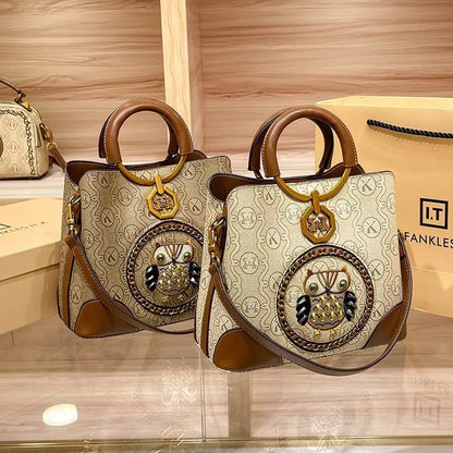 Women's handbag, genuine leather carrying bucket bag, new 2025 high-end design, fashionable single shoulder crossbody bag