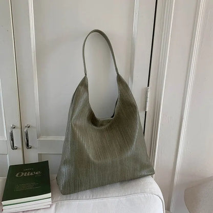 Stylish Ladies Hand Bag Boasting Trendy Design And Fine Craftsmanship Made Of Premium Anti-Scratch Leather