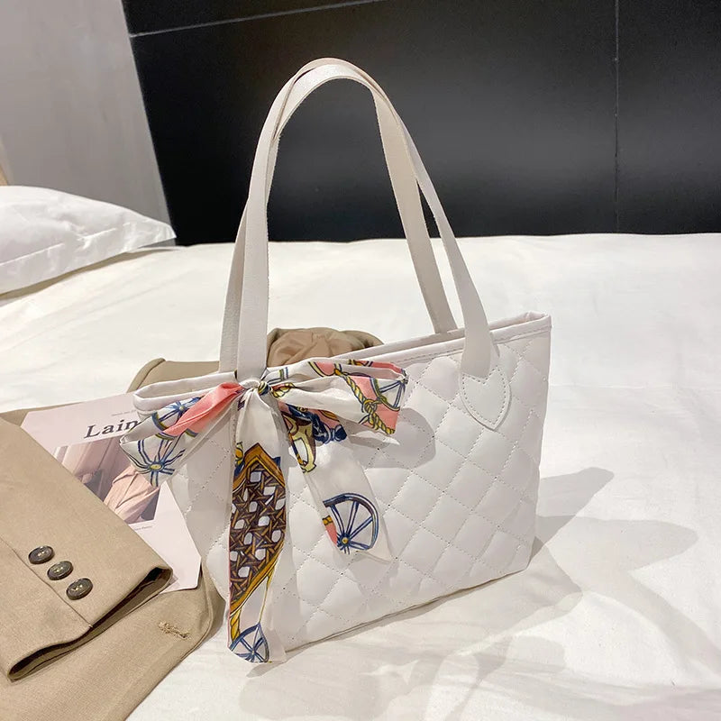 2022 New Fashion Women Handbags Embroidery Underarm Bag Casual Women Shoulder Bags Solid Color Zipper Female Handbag Clutch