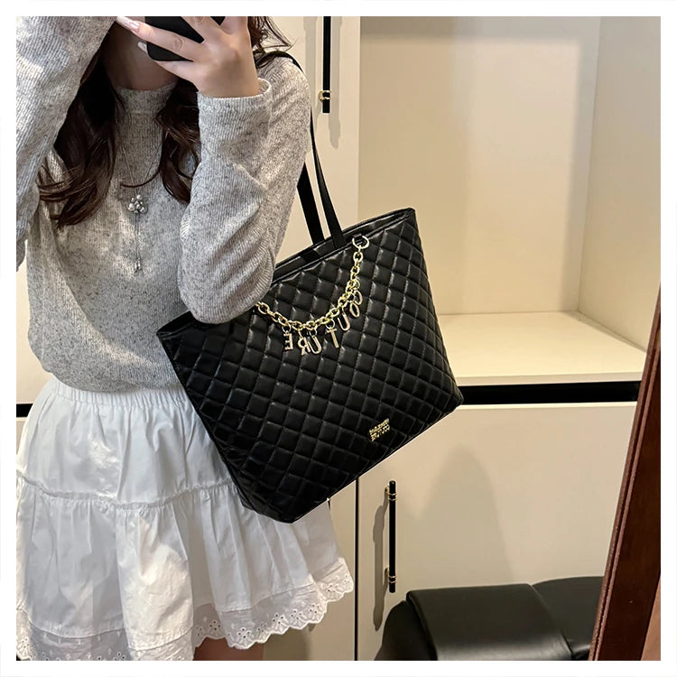 Women's Classic Leather Luxury Shoulder Handbag Elegant Designer Crossbody Tote Bag For Everyday Fashion
