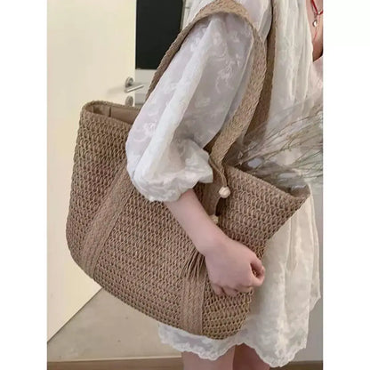 Straw Woven Shoulder Bags for Women Summer Beach Handbag with Tassel Female Fashion Handbag in Khaki Beige