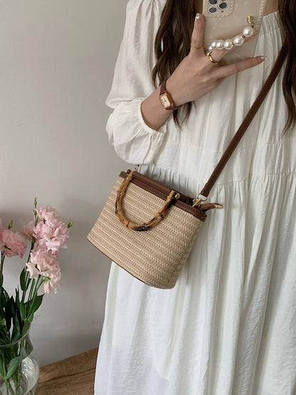 Simple Hand Knitted Women's Travel Handbags Fashion Wooden Handle Ladies Shoulder Bags Summer Straw Female Bucket Crossbody Bags