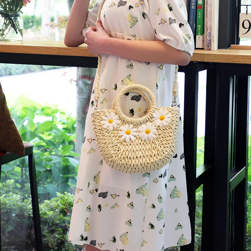 Fashion Hand-Woven Straw Beach Bags Women Handmade Moon Basket Shoulder Bag Bolsa Summer Bohemian Travel Crossbody Bags Handbags