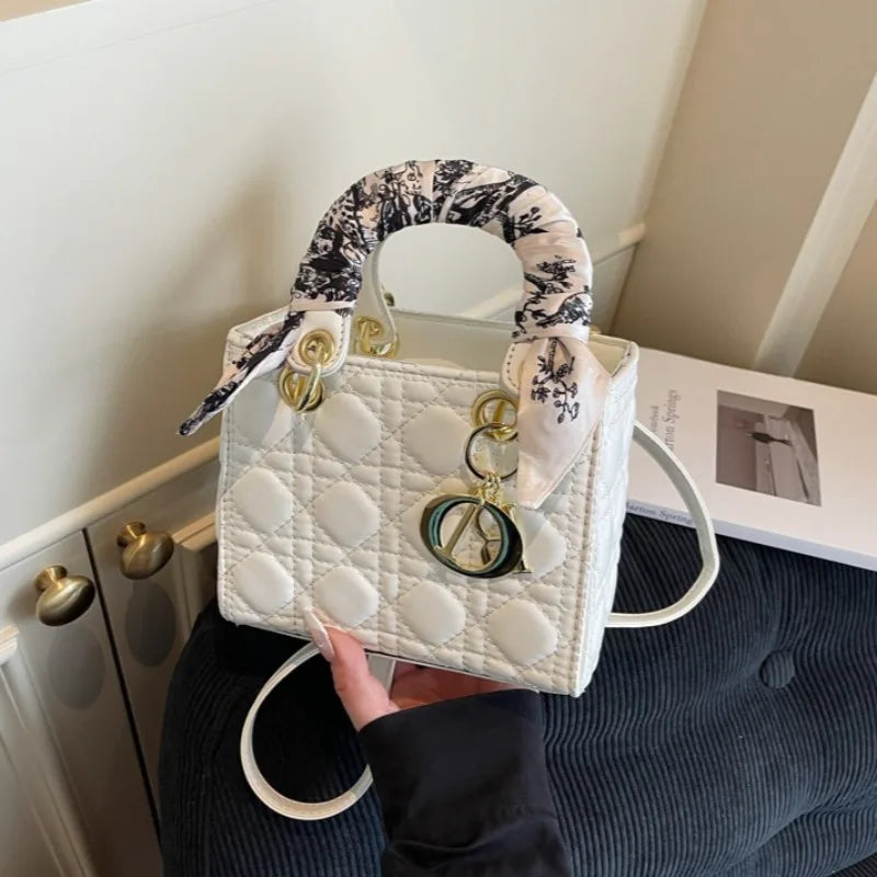 Gorgeous One Shoulder Handbag Luxurious Design Casual Travel Popular Underarm Adjustable Stylish Daily Use