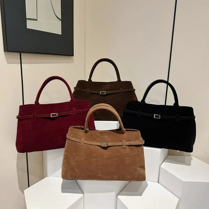 Elegant Women's Handbag Featuring Casual Simple Vintage Design And High-End Leather For Commuter Occasions