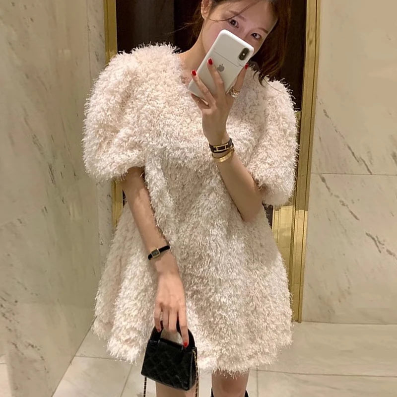 Clothland Women Elegant White Black Fur Dress V Neck Short Sleeve A Line Party Event Club Mini Dresses Vestido QD305