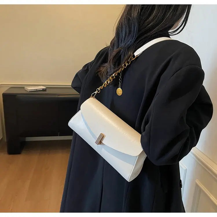 Stylish Tote Bags Handbag For Women Genuine Leather Spacious And Trendy For Daily Use With Zipper Top