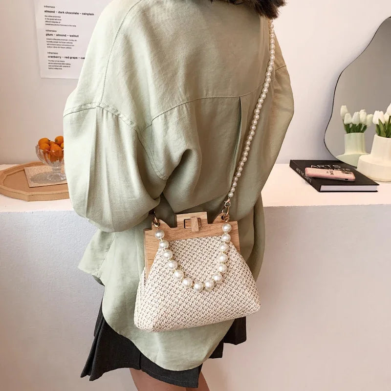 Fashion Weave Straw Shoulder Bag for Women New Summer Wooden Top Handle Clip Bag Luxury Designer Handbags Trend Female Handbag