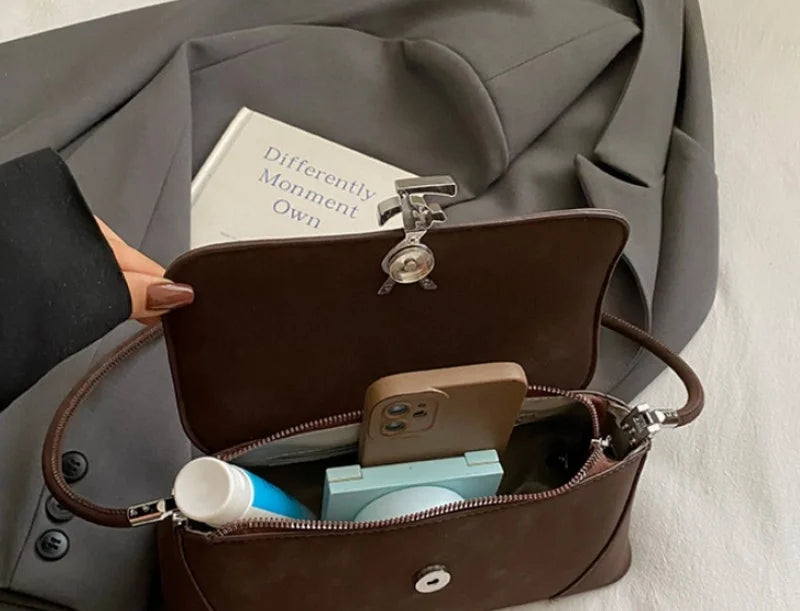 Elegant Crossbody Bag For Women Leather Handbag With Shoulder Strap Fashionable Leather Design and Large Capacity