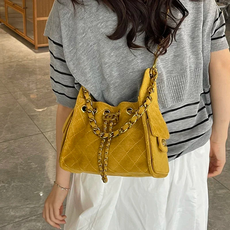 High Quality Leather Handbag For Women With Crossbody - Elegant Classic Design Messenger Function Luxury