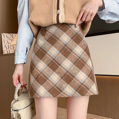 2025 Woman Skirts Woolen A-word Short Skirt Autumn And Winter Half Plaid Female Of The New High-waisted Slim-fit Wrap Hip Skirt