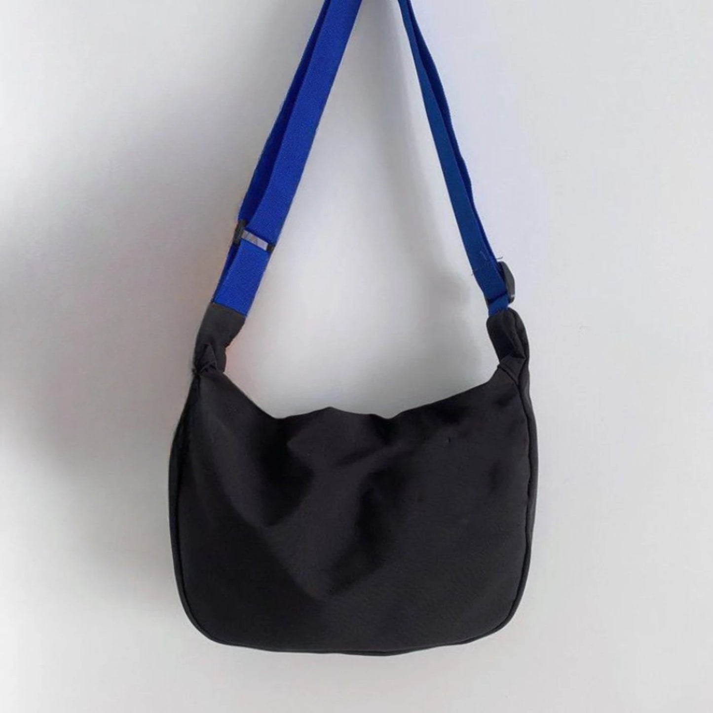 Crescent Dumpling Shoulder Bag | Crossbody Purse With Adjustable Strap | Fashionable Trendy Women's Messenger Bag