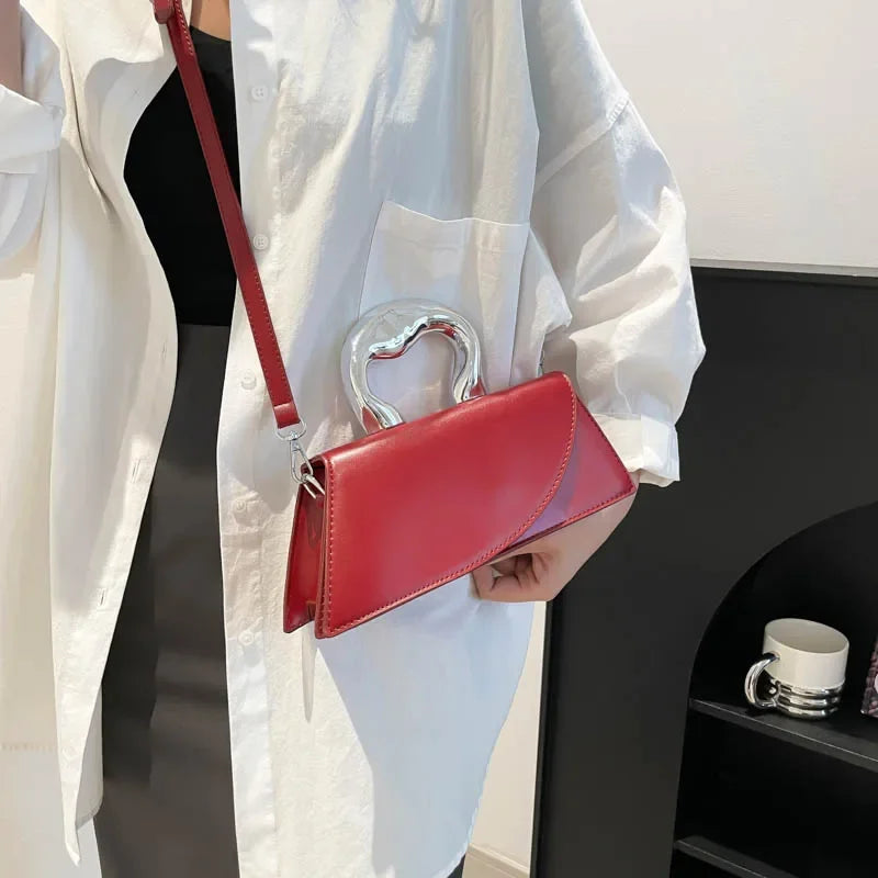 Vintage Women Black Chic Crossbody Bag Luxury Designer Small Shoulder Bags Fashion Red Purse Cute Pu Leather Handbag Sac A Main