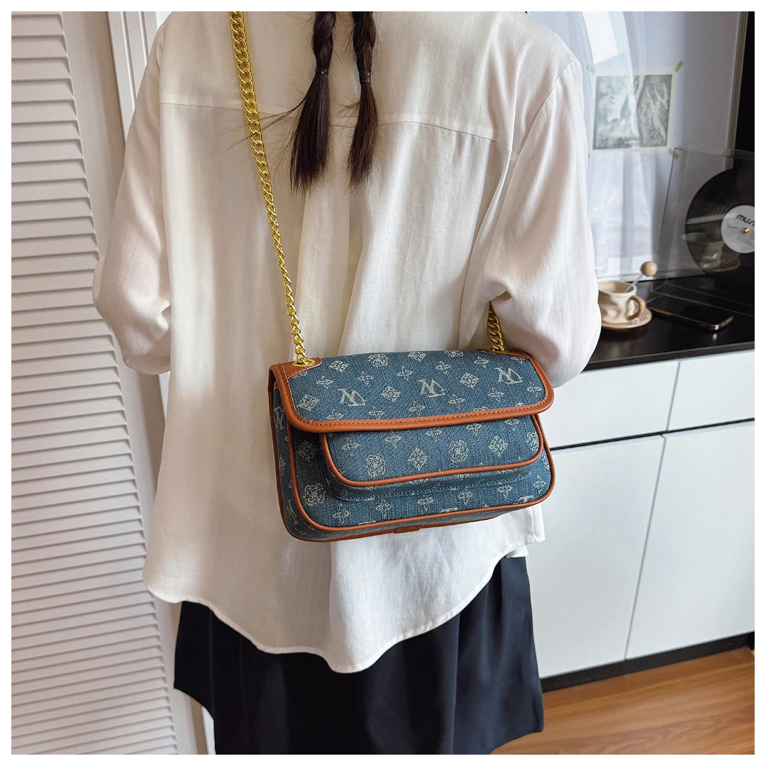 Classic Tote Bag Handbag For Ladies High-Quality Leather Popular Style Featuring Sturdy Handles And Capacity