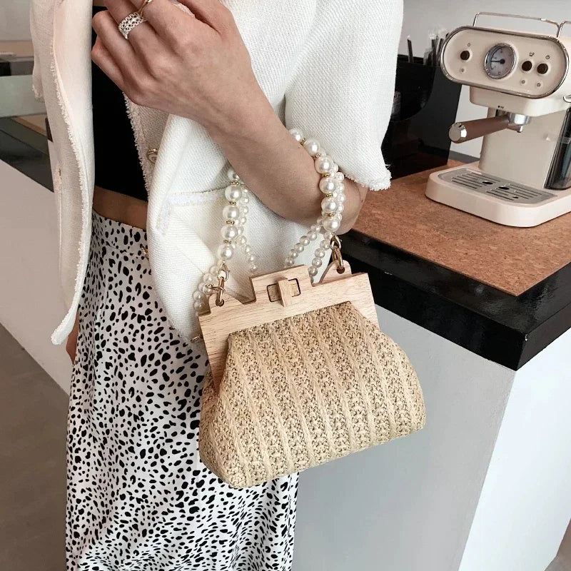 Fashion Weave Straw Shoulder Bag for Women New Summer Wooden Top Handle Clip Bag Luxury Designer Handbags Trend Female Handbag