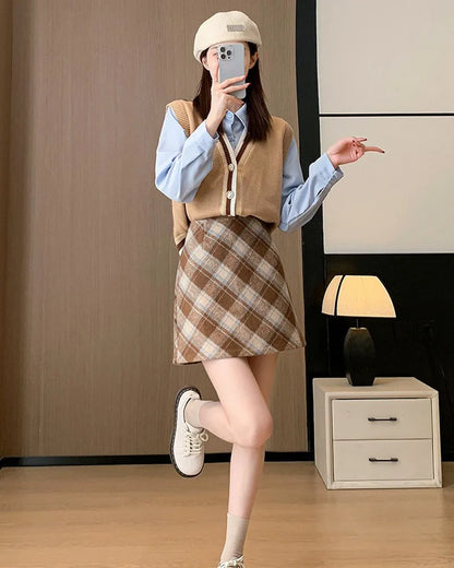 2025 Woman Skirts Woolen A-word Short Skirt Autumn And Winter Half Plaid Female Of The New High-waisted Slim-fit Wrap Hip Skirt