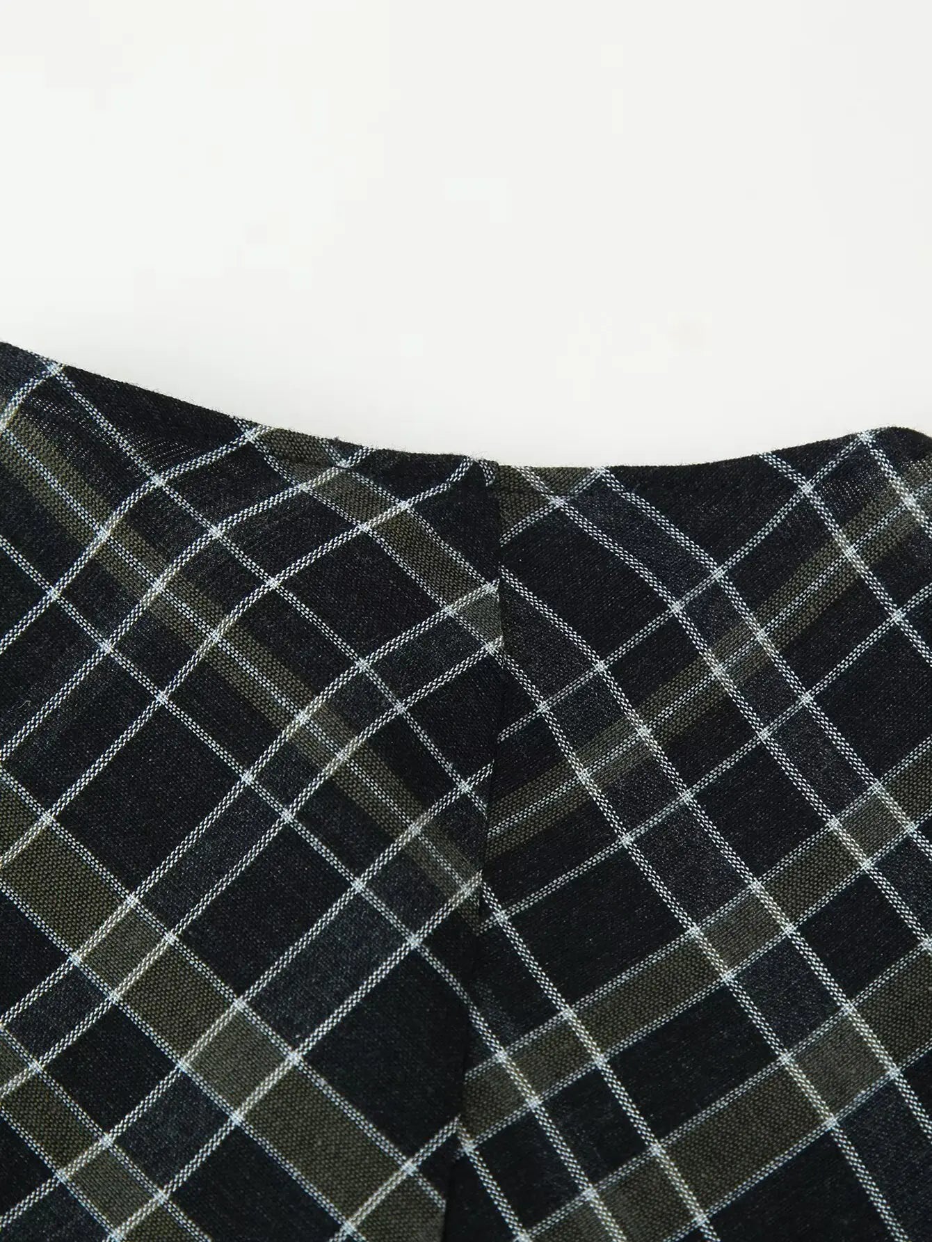 HH Woman Elegant V-Neck Plaid Pleated Decoration Long Sleeves Midi Dress Female Fashion High-Waist Asymmetric Hem Slim Dress