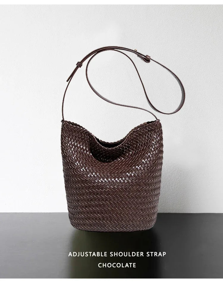 2025 new women's handbag high-end hand-woven large-capacity shoulder tote bag underarm bag crossbody versatile bucket bag