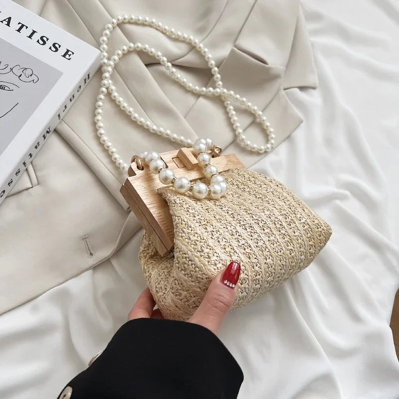 Fashion Weave Straw Shoulder Bag for Women New Summer Wooden Top Handle Clip Bag Luxury Designer Handbags Trend Female Handbag