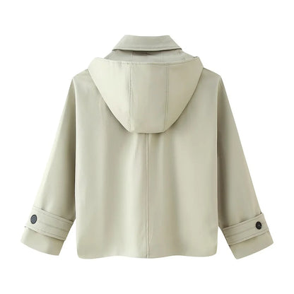 2025 new women's clothing European and American style fashionable design sense lapel bat style short windbreaker