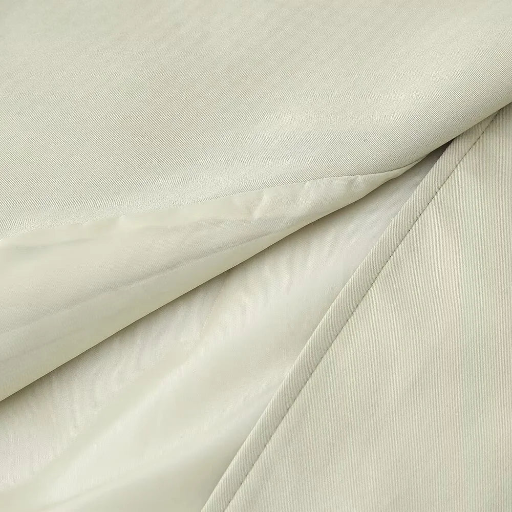 2025 new women's clothing European and American style fashionable design sense lapel bat style short windbreaker