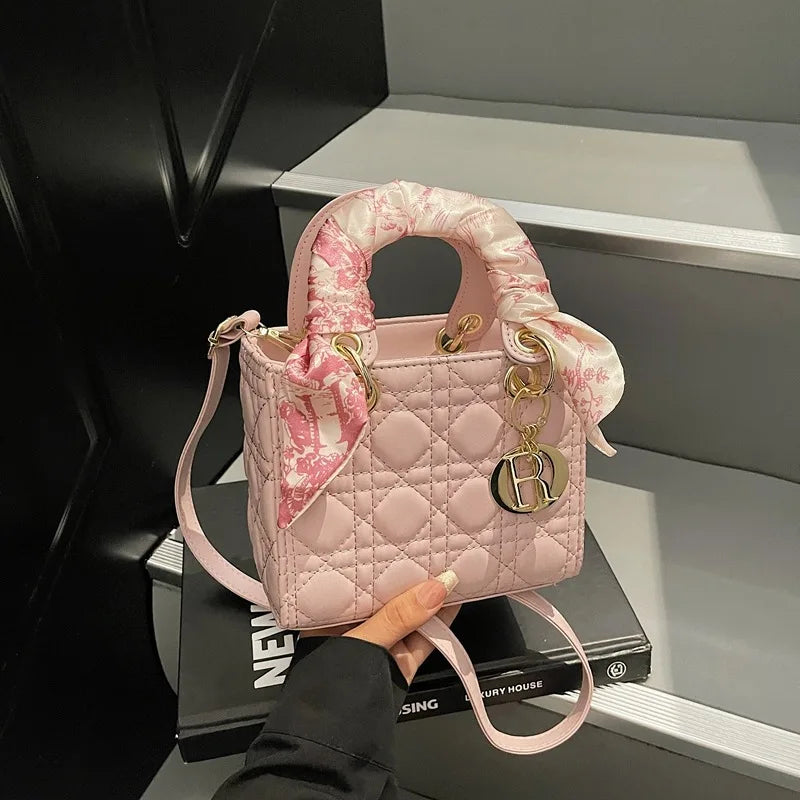 Gorgeous One Shoulder Handbag Luxurious Design Casual Travel Popular Underarm Adjustable Stylish Daily Use