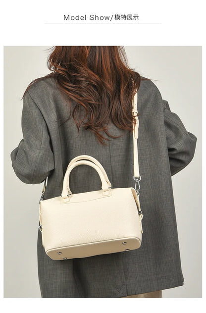 New Women's Handbag, Simple and Versatile Tote Bag, Large-Capacity Soft Leather Shoulder Bag, Crossbody Bag for Commuting and Shopping, High-End Solid Color Casual Bag
