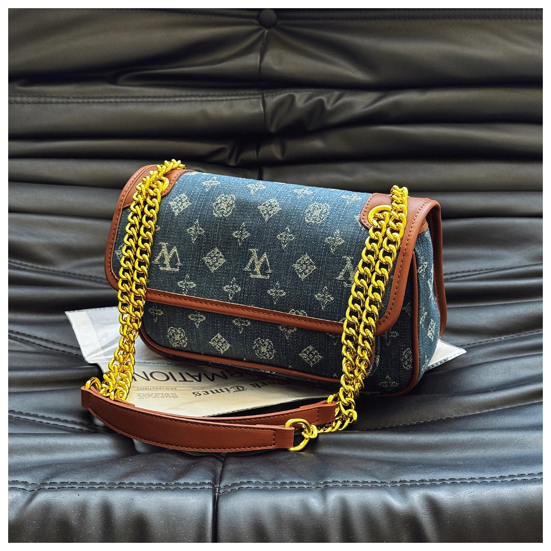 Classic Tote Bag Handbag For Ladies High-Quality Leather Popular Style Featuring Sturdy Handles And Capacity