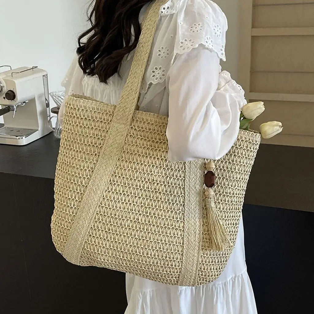Straw Woven Shoulder Bags for Women Summer Beach Handbag with Tassel Female Fashion Handbag in Khaki Beige