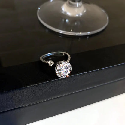 Light Luxury Zircon Retro Intersection Jewelry