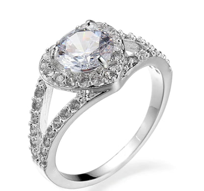 Minimalist Heart Zircon Jewelry Ring