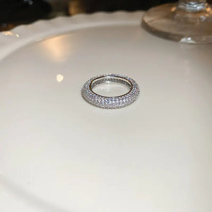 Light Luxury Zircon Retro Intersection Jewelry